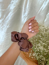 Load image into Gallery viewer, FALL 2021 Scrunchies